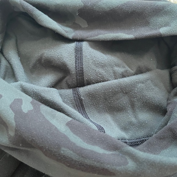Camo Leggings Lululemon - Picture 3 of 7